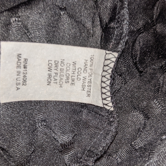 Studio Gem Top - Picture 7 of 8